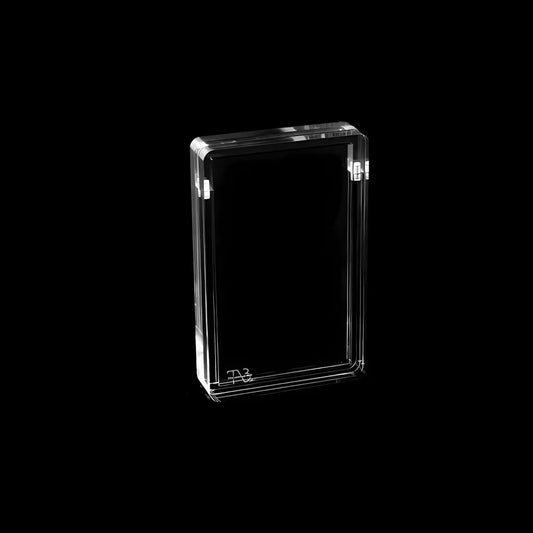 The Acrylic Box – Graded Card Display (Trophy) leeg